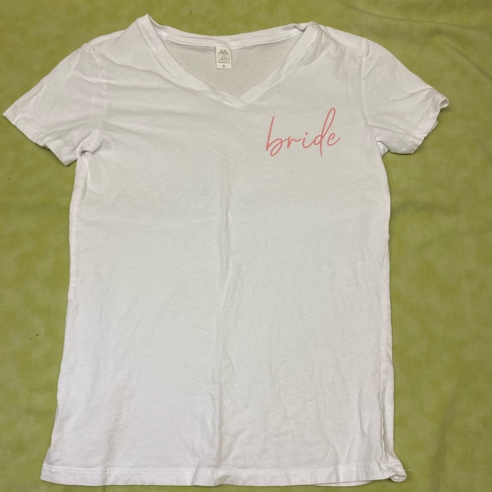 Bride vneck